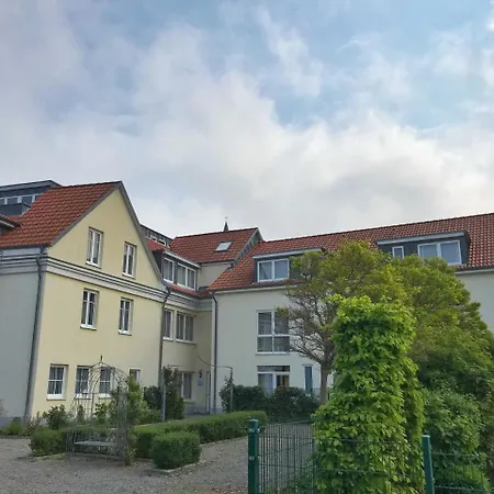 Hafenresidenz - 13 Dahlien *